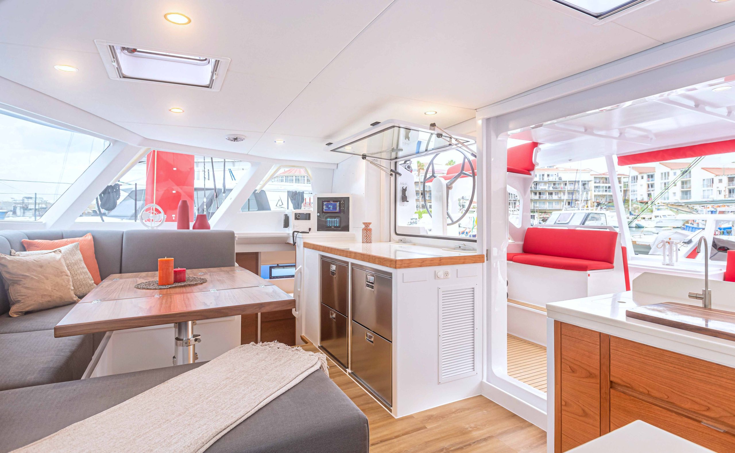 526-_16-PHOENIX-INTERIOR-SALOON-1_web